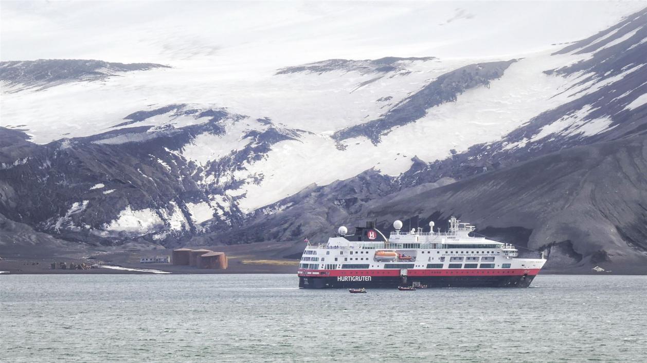 Wahlers Bay mit MV FRAM