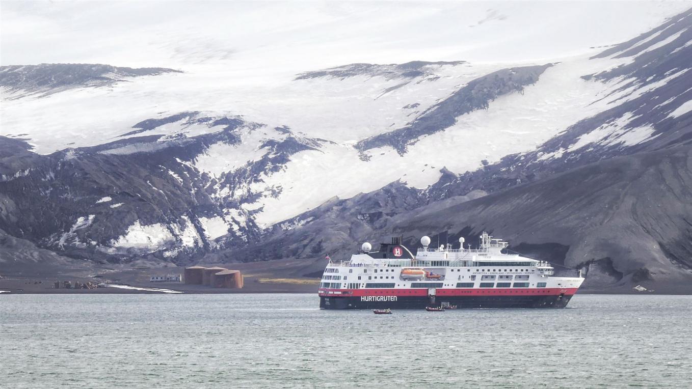 Wahlers Bay mit MV FRAM